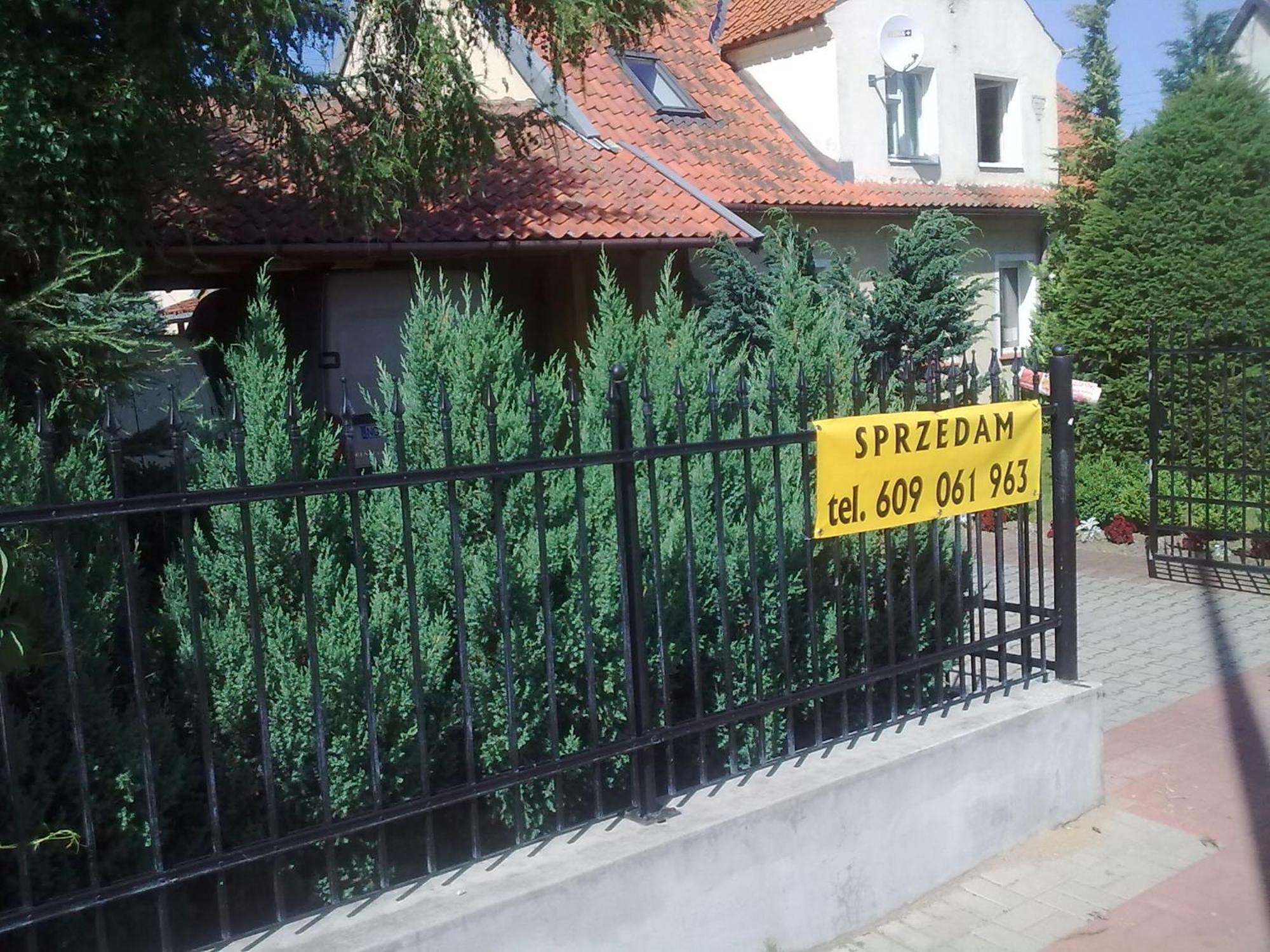 Apartamenty, Pokoje, Noclegi Pracownicze " Skarpa" Wilkasy Exterior foto